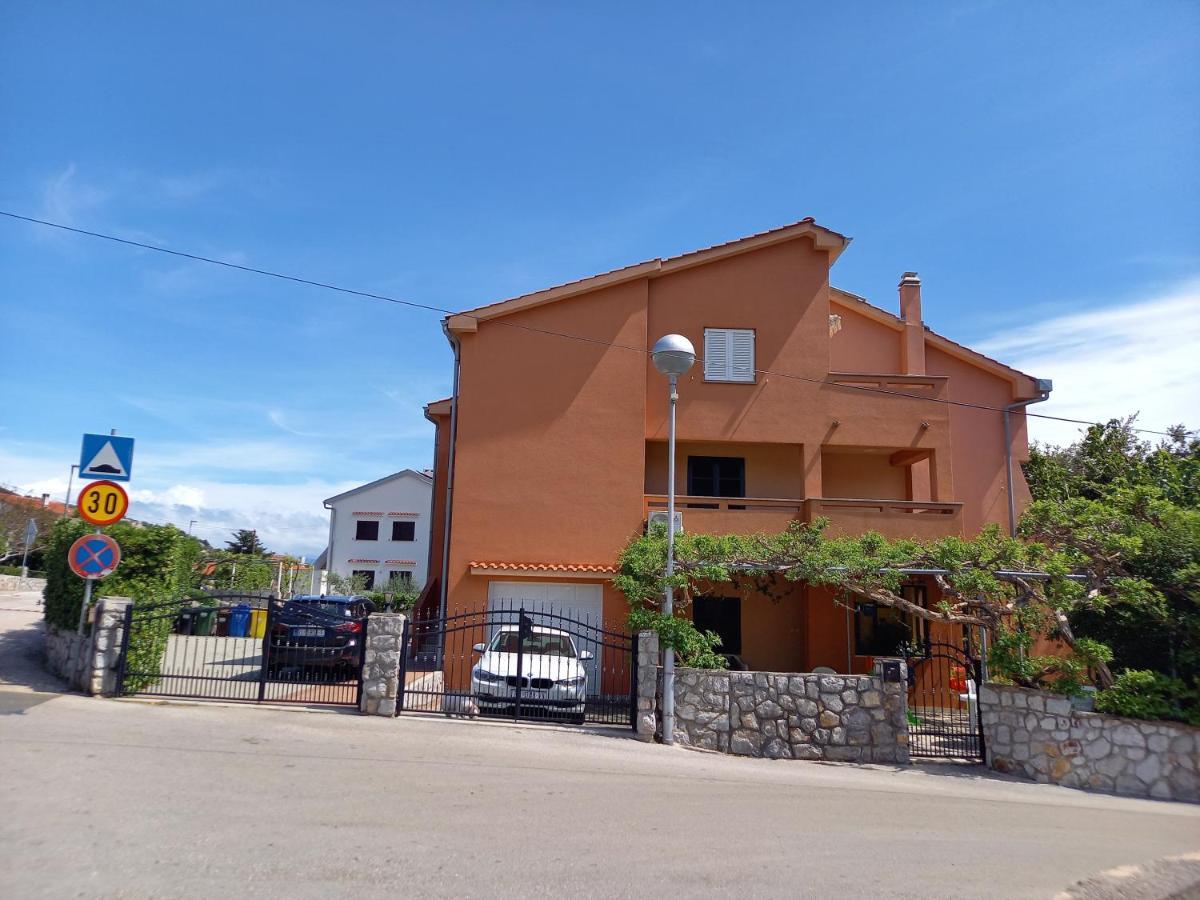 Apartment Valerija Baška Eksteriør bilde
