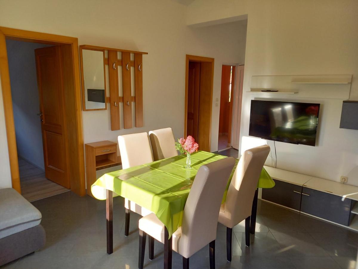 Apartment Valerija Baška Eksteriør bilde