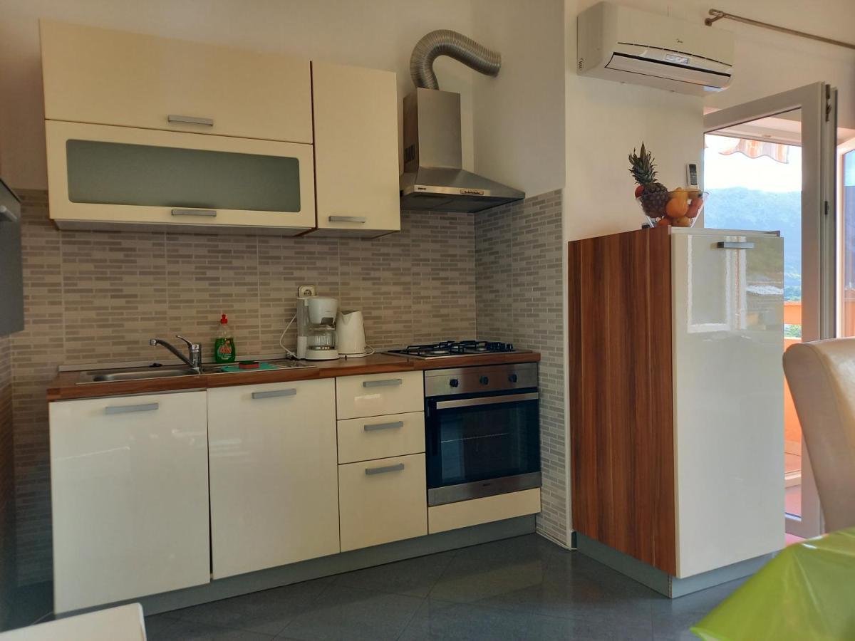 Apartment Valerija Baška Eksteriør bilde