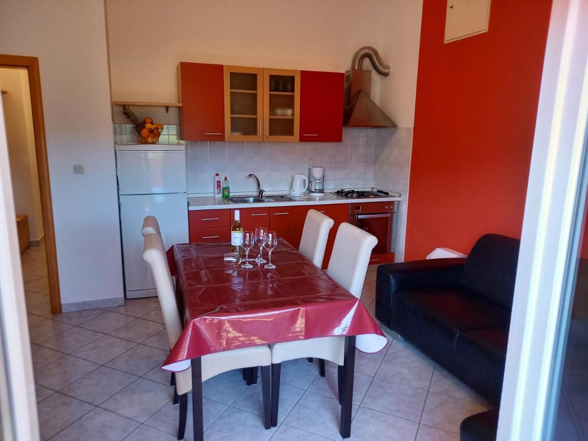Apartment Valerija Baška Eksteriør bilde