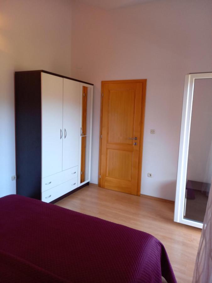 Apartment Valerija Baška Eksteriør bilde