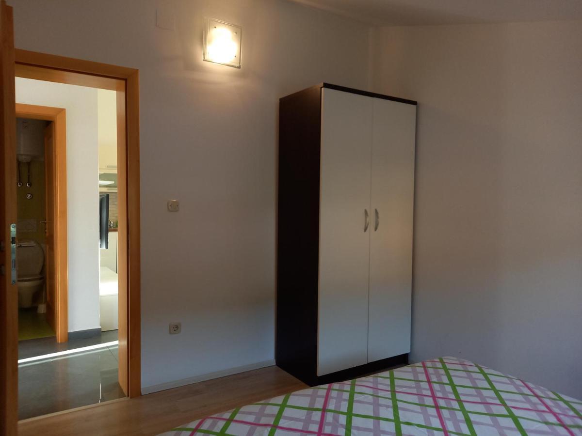 Apartment Valerija Baška Eksteriør bilde
